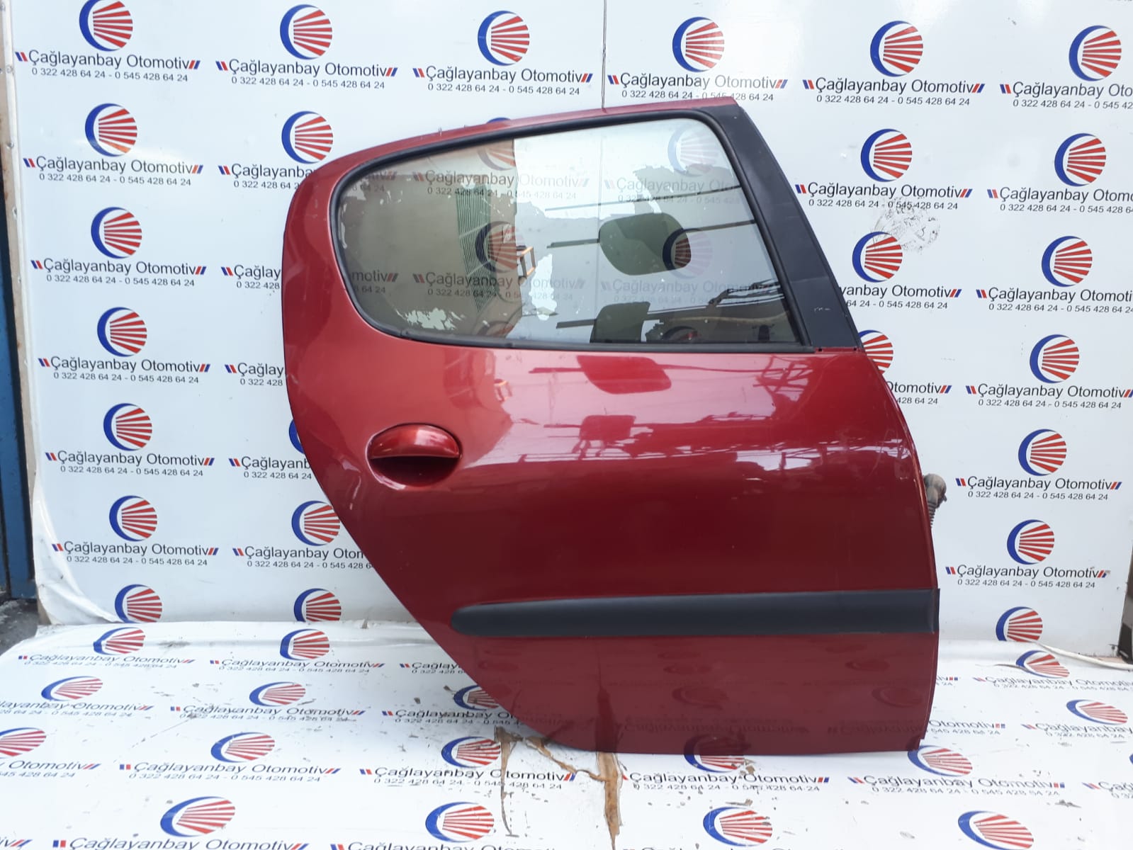 Peugeot 206 Sağ Arka Kapı